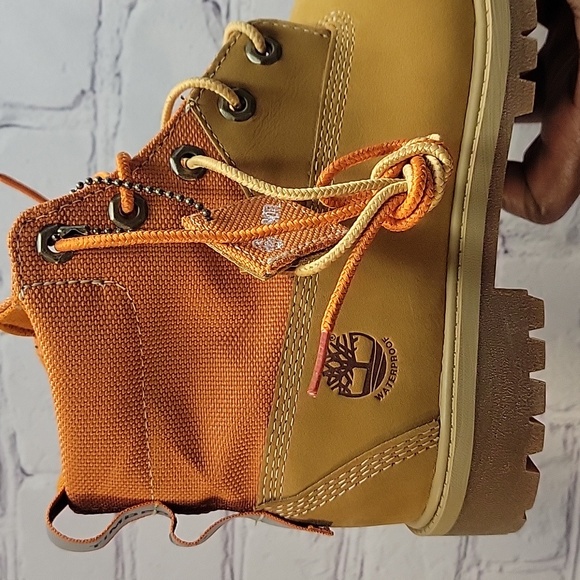 KIDS TIMBERLAND BOOTS - Picture 14 of 15